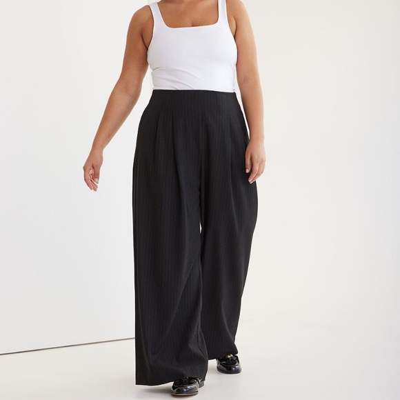 Wide leg classic petite pant in good condition - Picture 2 of 5